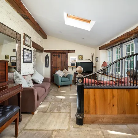 Secluded Riverside Close To Center Parcs مولينجار