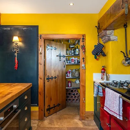 Secluded Riverside Close To Center Parcs Tatil Evi Mullingar