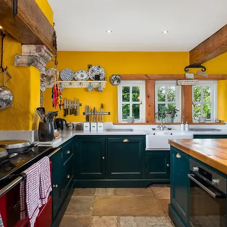 Holiday home Secluded Riverside Close To Center Parcs