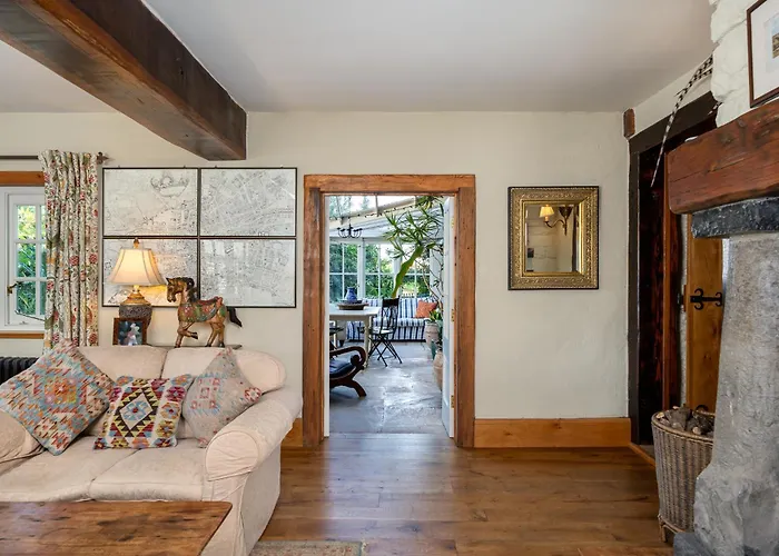 Secluded Riverside Close To Center Parcs *