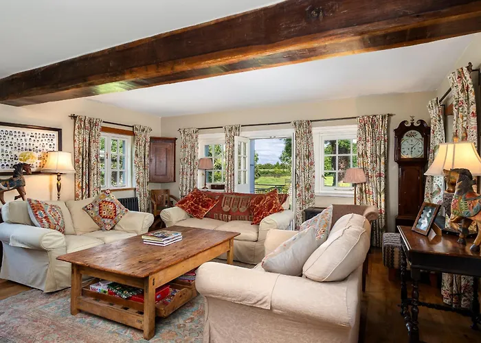 Дом отдыха Secluded Riverside Close To Center Parcs Муллингар