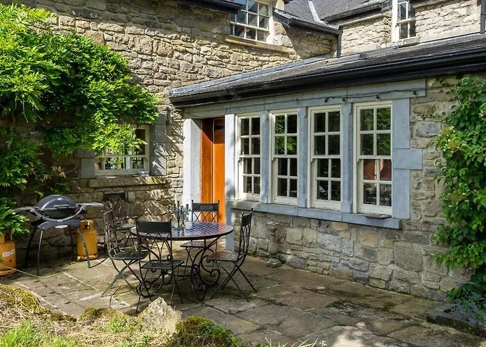 Secluded Riverside Close To Center Parcs